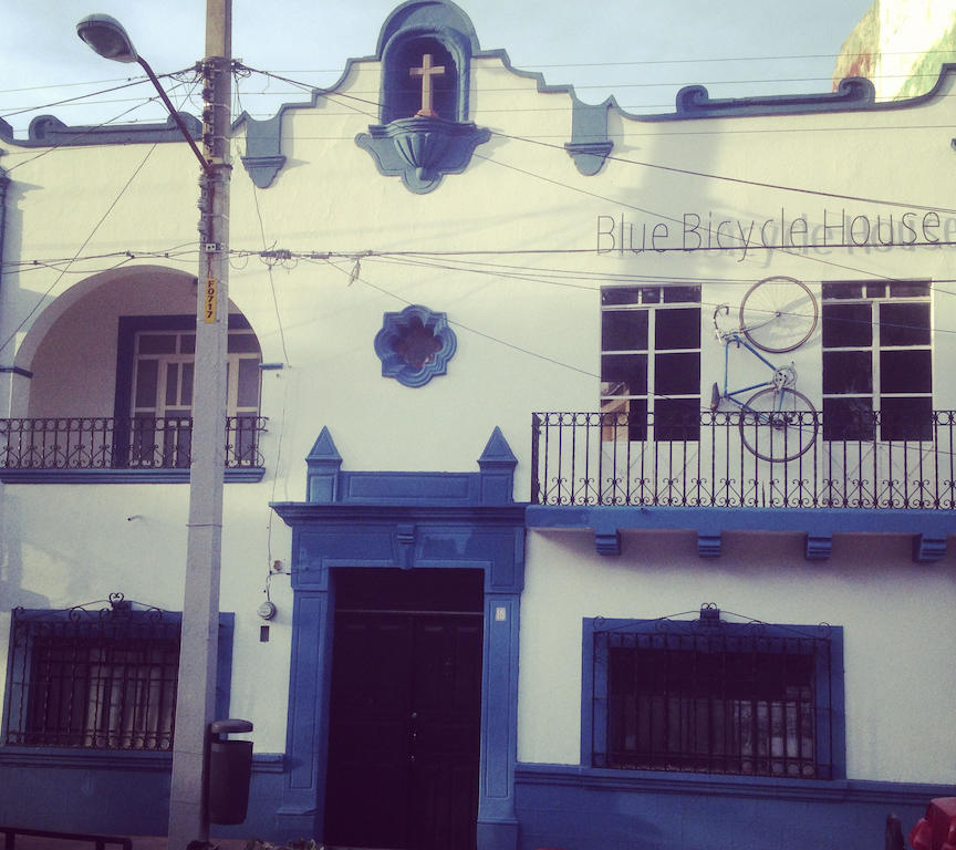 Blue Bicycle House Hostel Querétaro Buitenkant foto